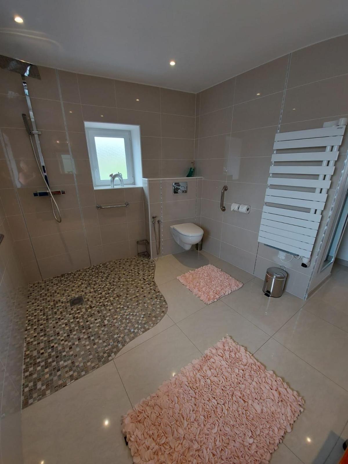 Les Suites De Veronique, Chez Veronique Olive Saint-Pair-sur-Mer Exterior foto